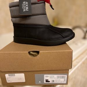 Boys Ugg winter waterproof boot
